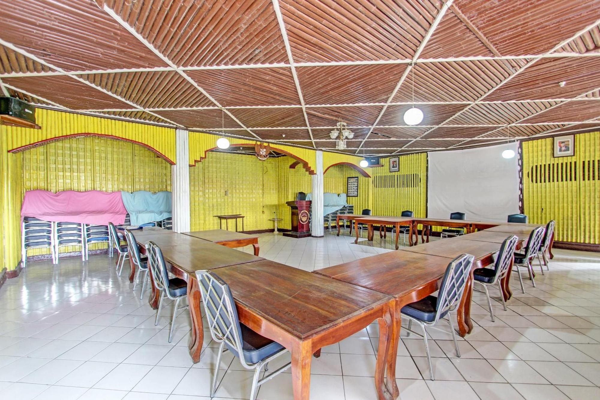 מלון סלטיגה Capital O 91644 Loka Hause מראה חיצוני תמונה