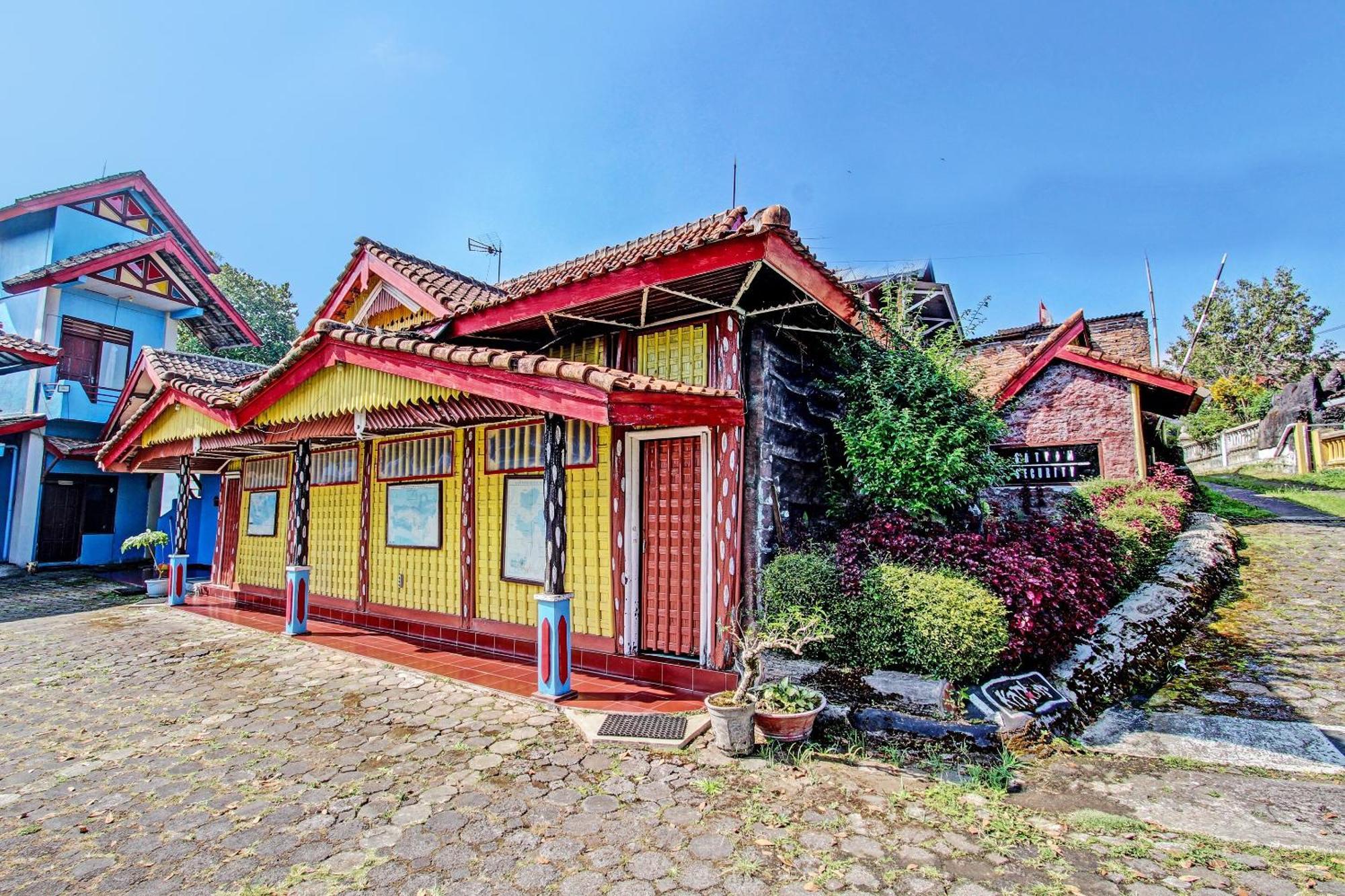 מלון סלטיגה Capital O 91644 Loka Hause מראה חיצוני תמונה